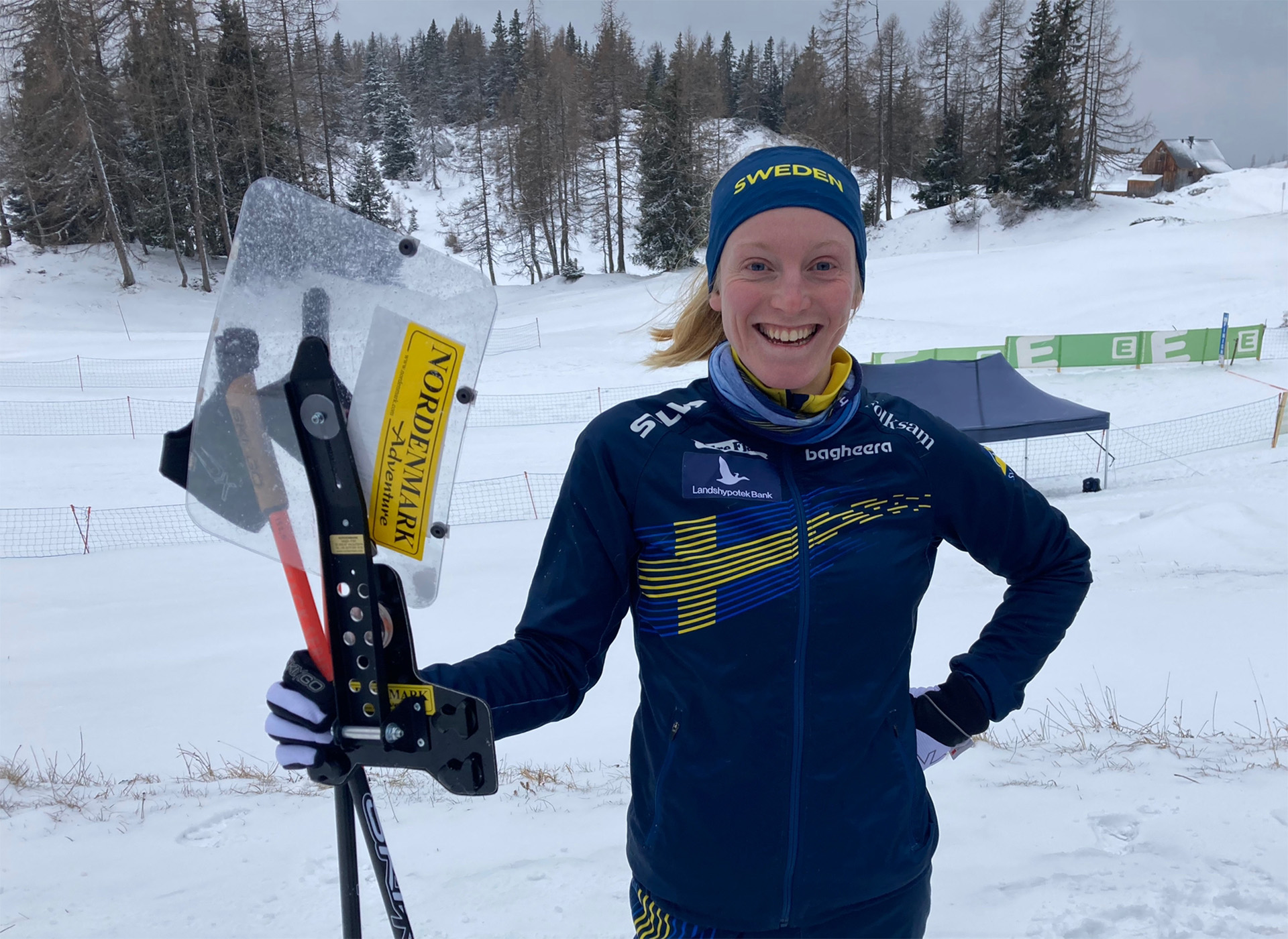Linda Lindkvist med ett stort leende efter tre raka segrar på världscupen i Österrike.