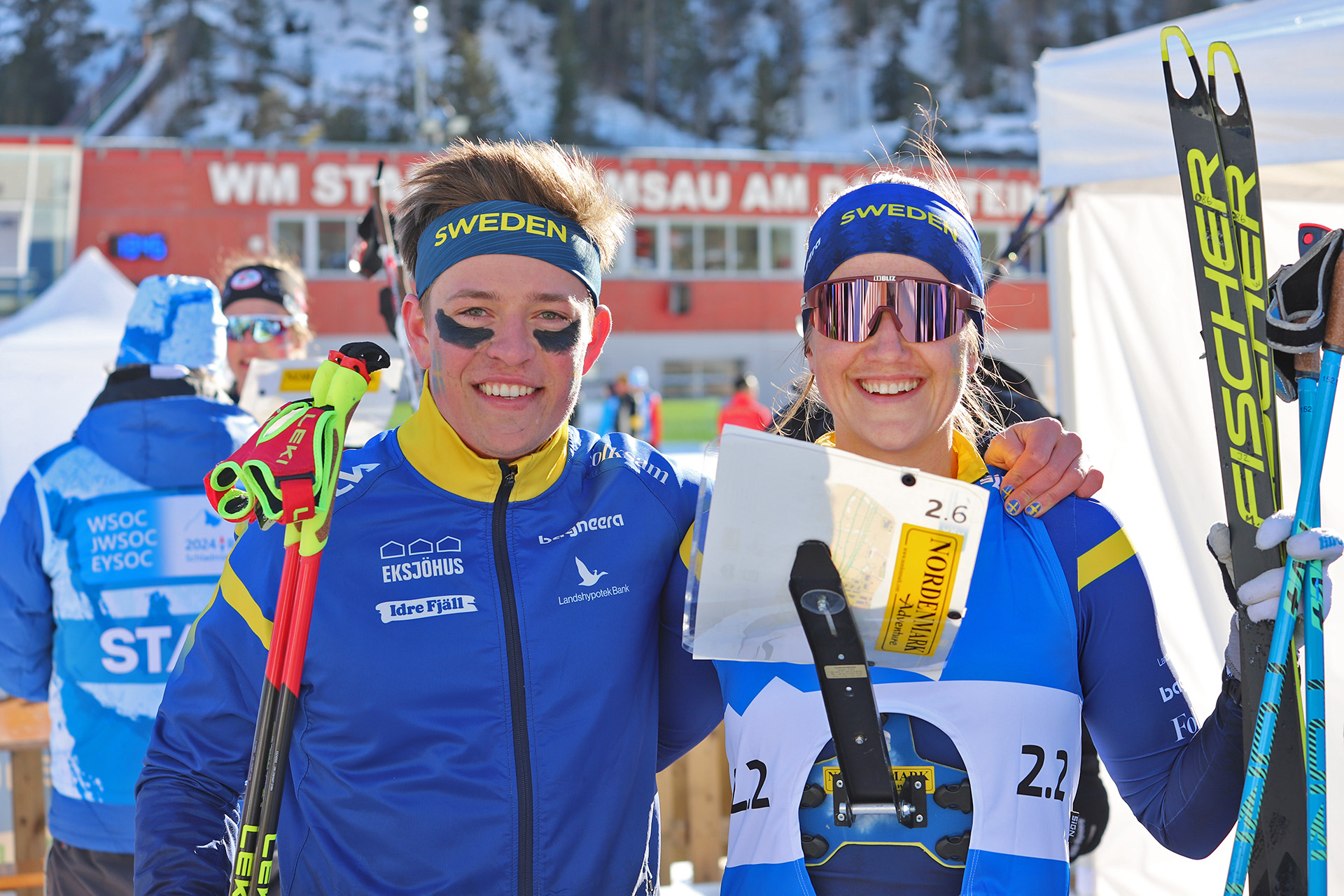  Jonatan Ståhl och Magdalena Olsson avslutade VM  i skidorientering med silver i mixstafetten.