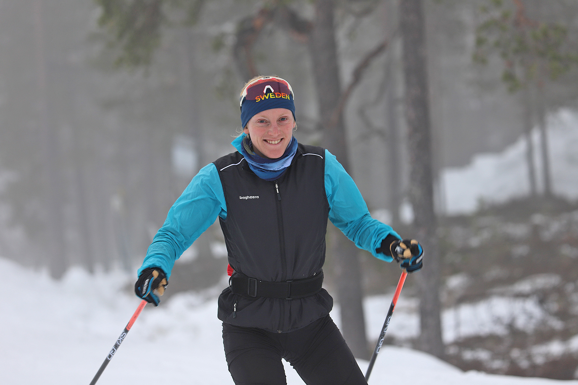 Linda Lindkvist kör de första träningspassen på snö på Idrefjäll inför den kommande skidorienteringssäsongen. 