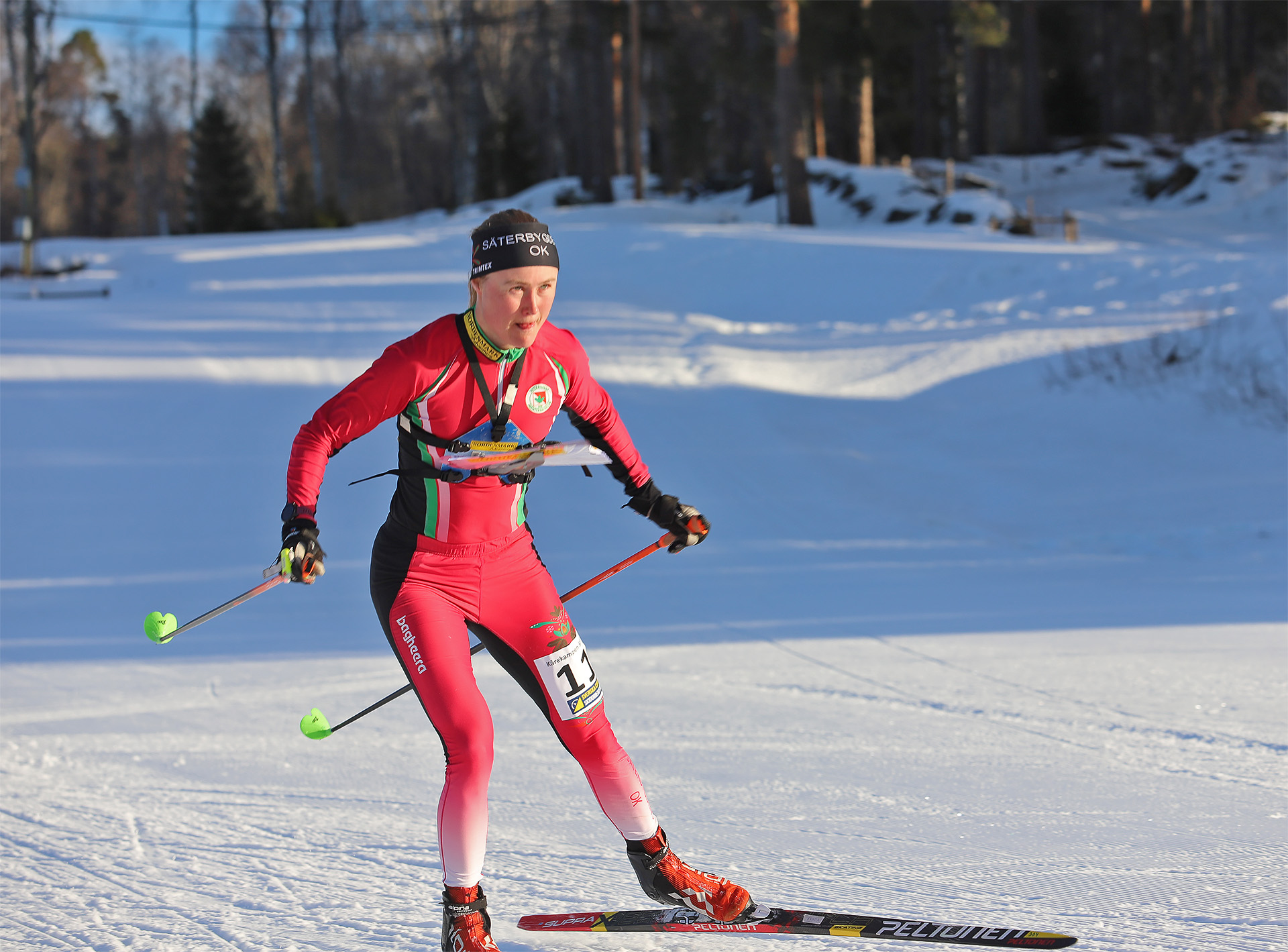 Frida Sandberg spurtar mot seger på sprinten vid Svenska cupen i Falun.
